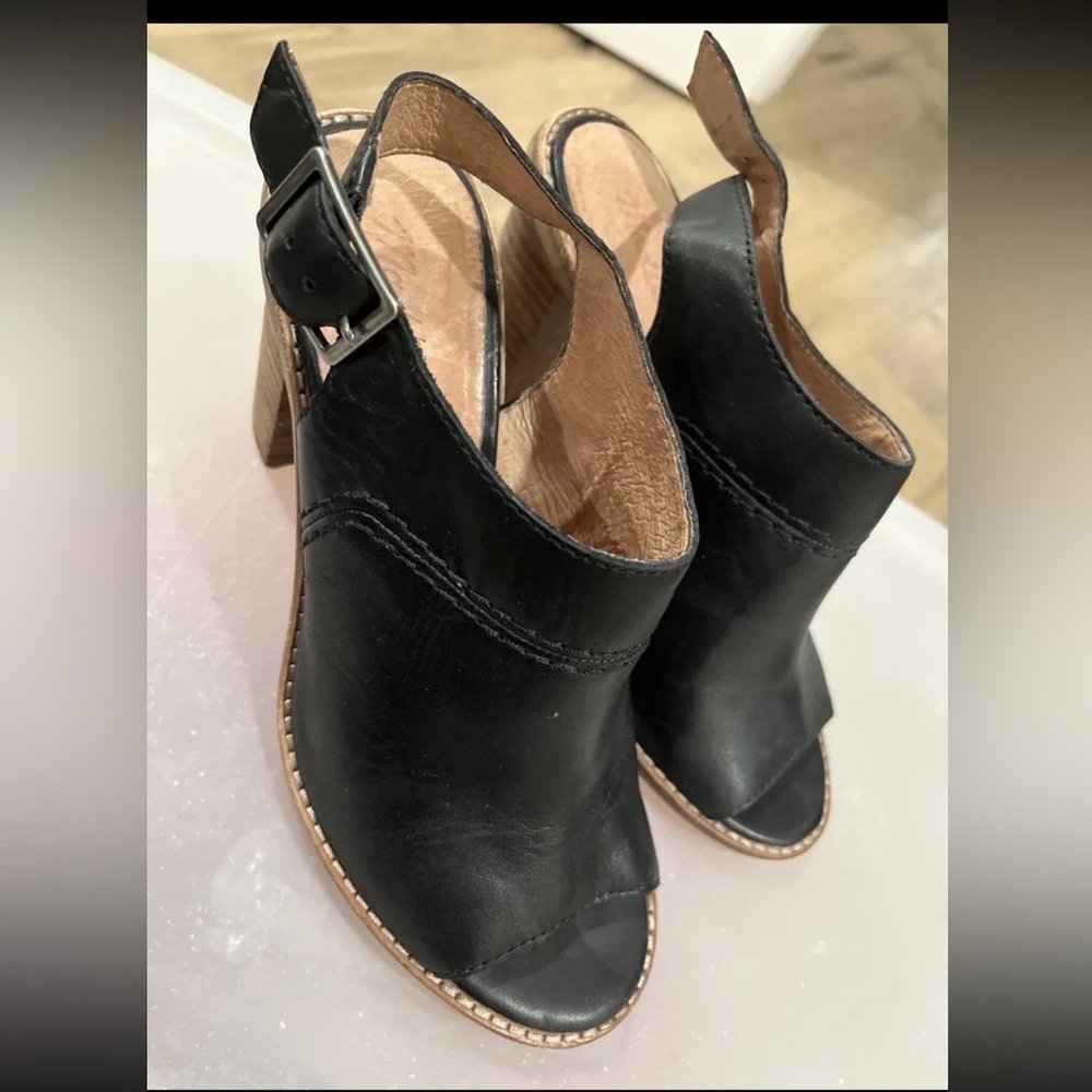 Madewell black wedge heel sandal